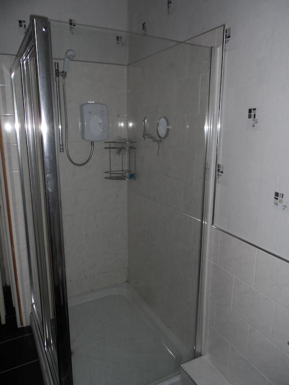 The King'S Head Hotel Keighley Room photo