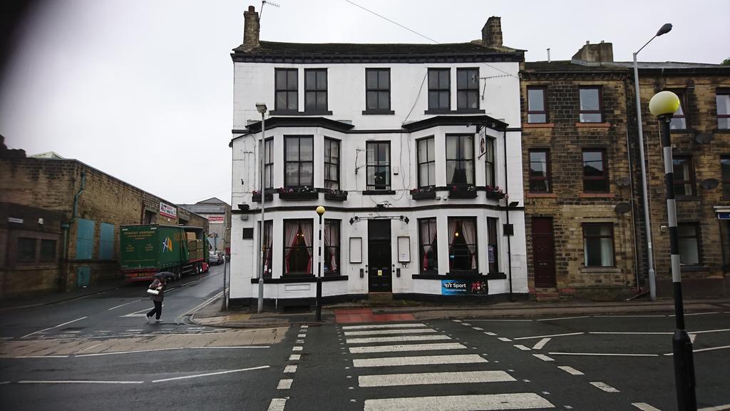 The King'S Head Hotel Keighley Exterior photo